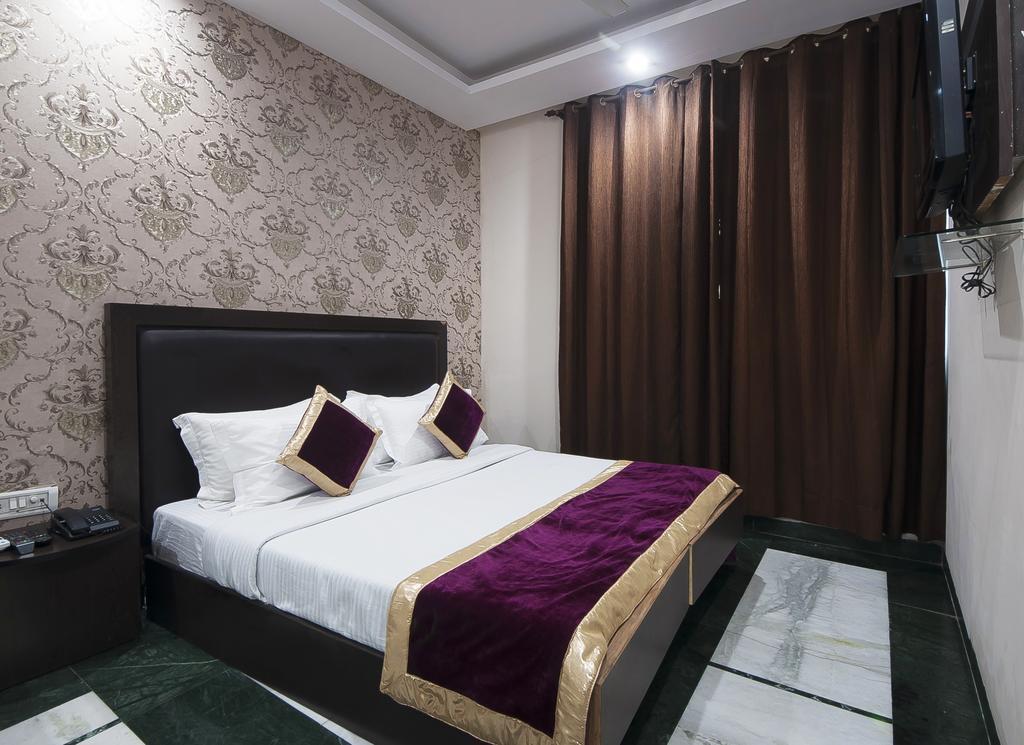 Hotel Apra Inn New Delhi Extérieur photo