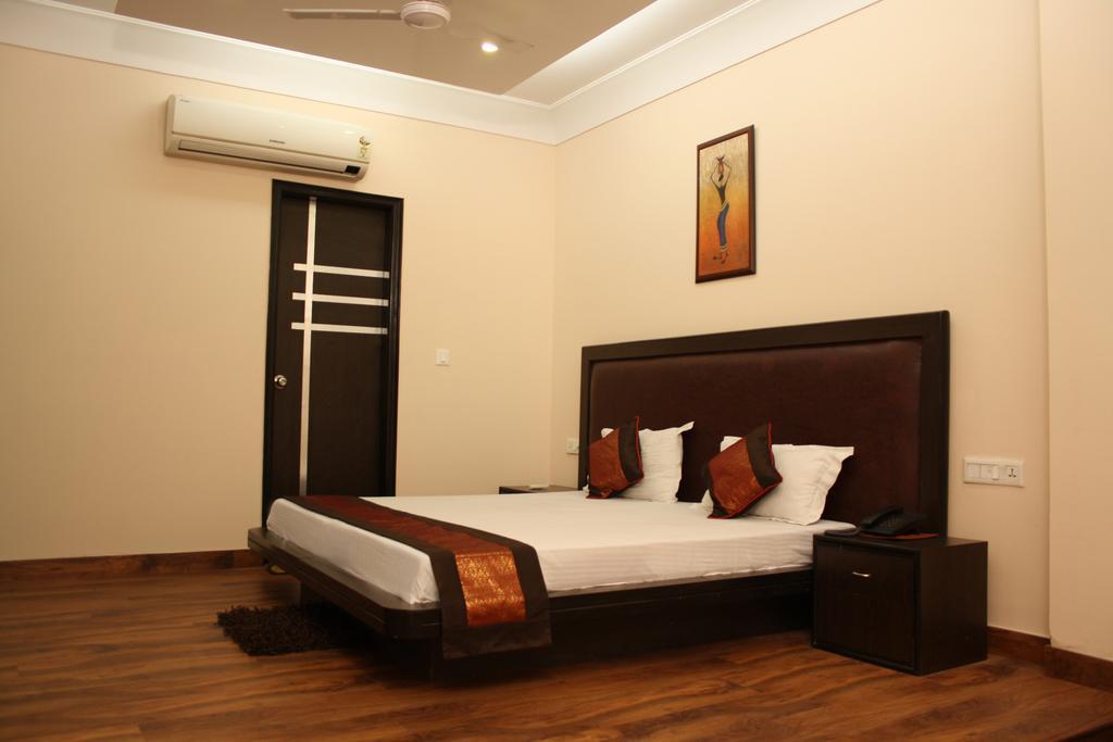 Hotel Apra Inn New Delhi Extérieur photo