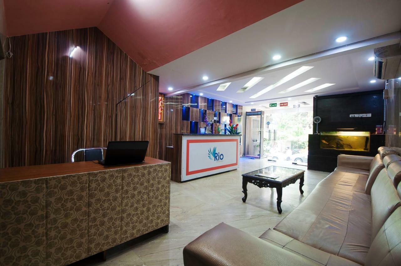 Hotel Apra Inn New Delhi Extérieur photo